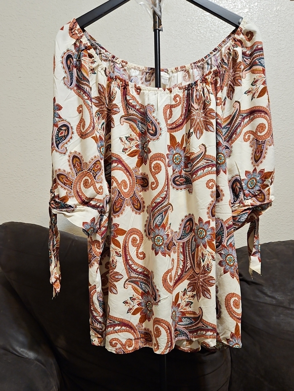 Boho Paisley Off-Shoulder Blouse - Cream with Brown Print